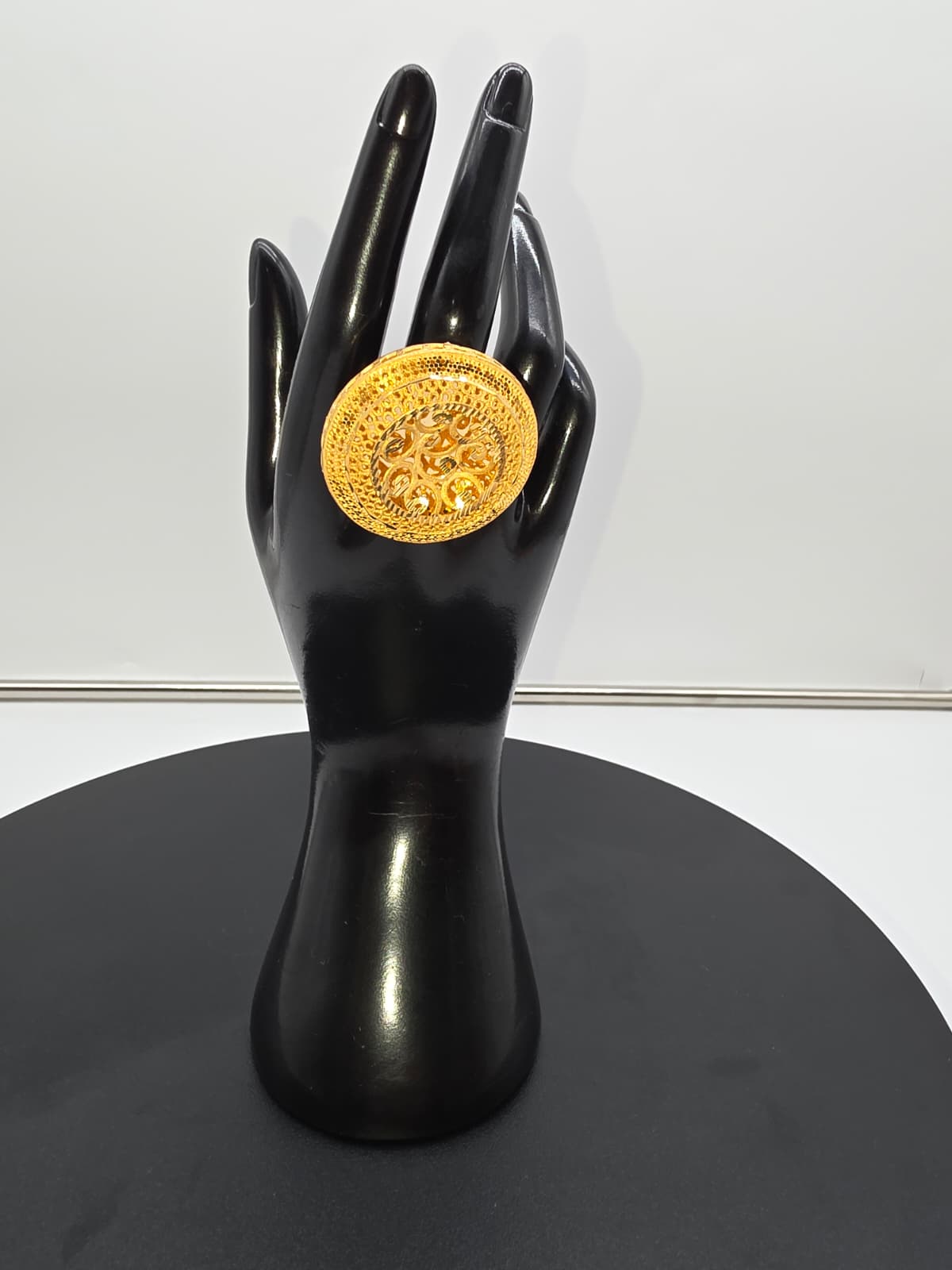 Premium Zamvora Ring - Gold-Plated