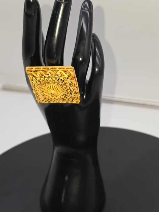 Rectangle Ring - Gold-Plated Traditional