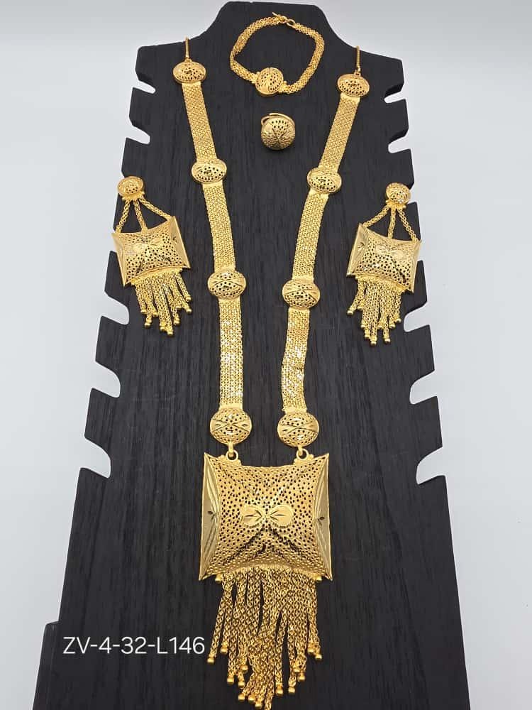 4-Pieces Gold Plated Bridal Necklace Set
