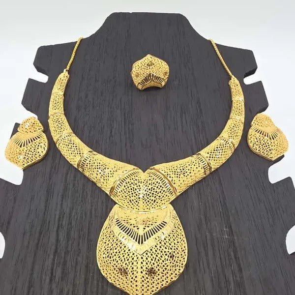 Zamvora Gold-Plated Floral Set: Necklace, Earrings & Ring